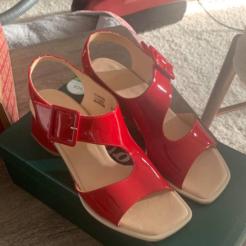 Paul Green Red Patent Sandals with Buckle
